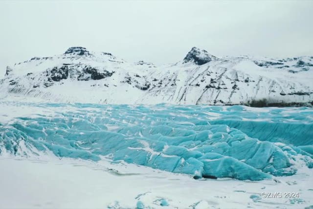 <p>Massive iceberg seven times the size of Manhattan breaks free in Antarctica.</p>