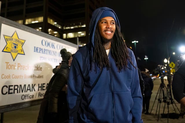 <p>Darien Harris was sentenced to 76 years in prison in 2014 over a fatal shooting at a Chicago South Side gas station in 2011. The legally blind eyewitness picked Harris out of a police lineup and identified him in court.</p>